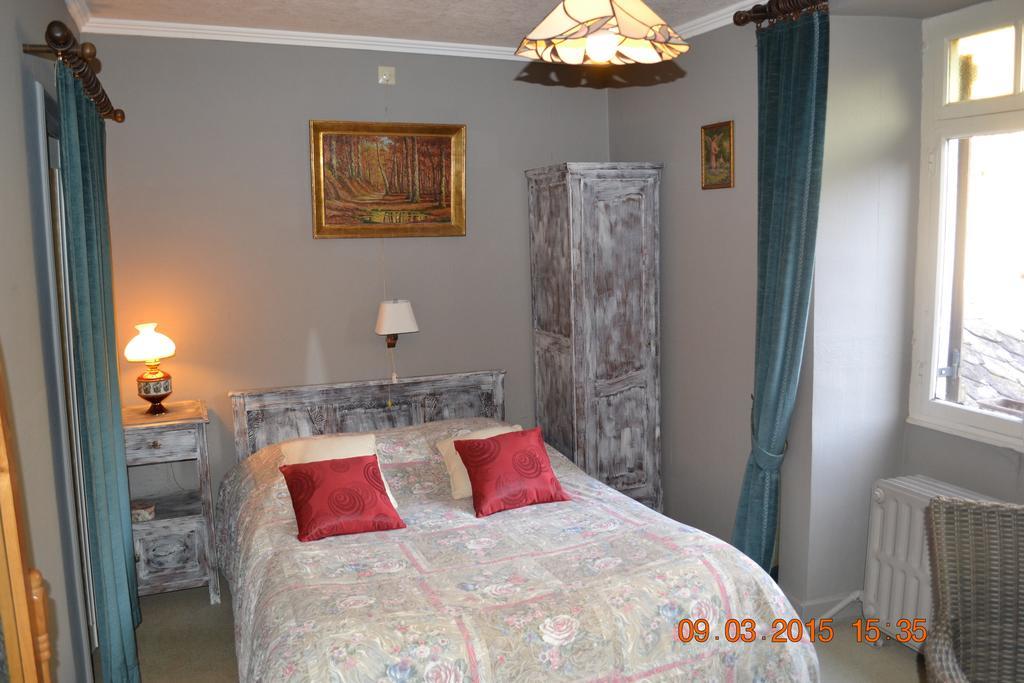 Auberge Au Naturel Des Ardennes Rochehaut Room photo