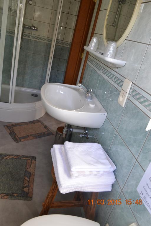 Auberge Au Naturel Des Ardennes Rochehaut Room photo